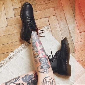 dr martens vegan 101 6 eye boots in black